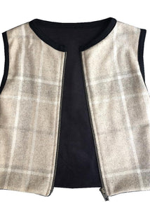 Italian wool vest completely lined, very minimalist, wide armholes. Super trendy and high quality. Unisex.