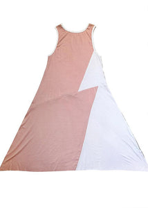 Super soft maxi girls dress for girls 2 to 10 years of age, divided in two big thunderbolts, white + light salmon. Reversible back and front, perfect for those seeking independence. 100% premium modal.